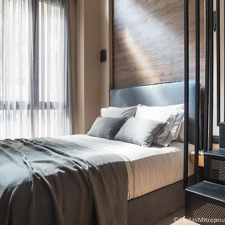 11 Enteka Acropolis Suites Atene Esterno foto
