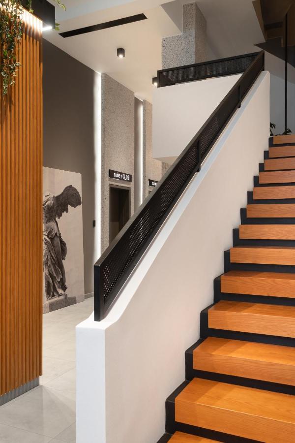 11 Enteka Acropolis Suites Atene Esterno foto