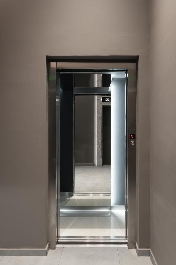 11 Enteka Acropolis Suites Atene Esterno foto