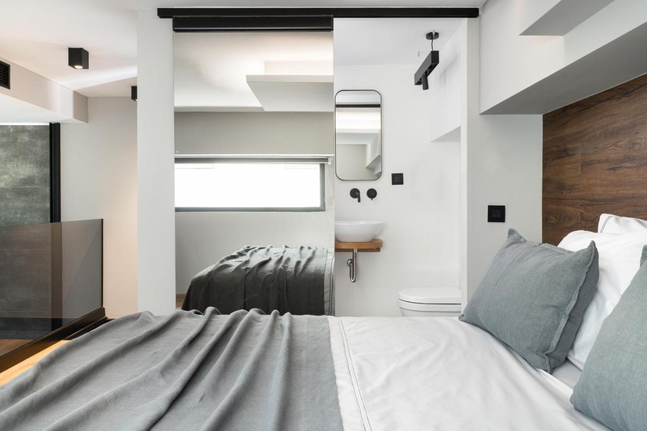 11 Enteka Acropolis Suites Atene Esterno foto