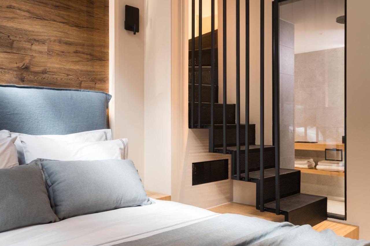 11 Enteka Acropolis Suites Atene Esterno foto
