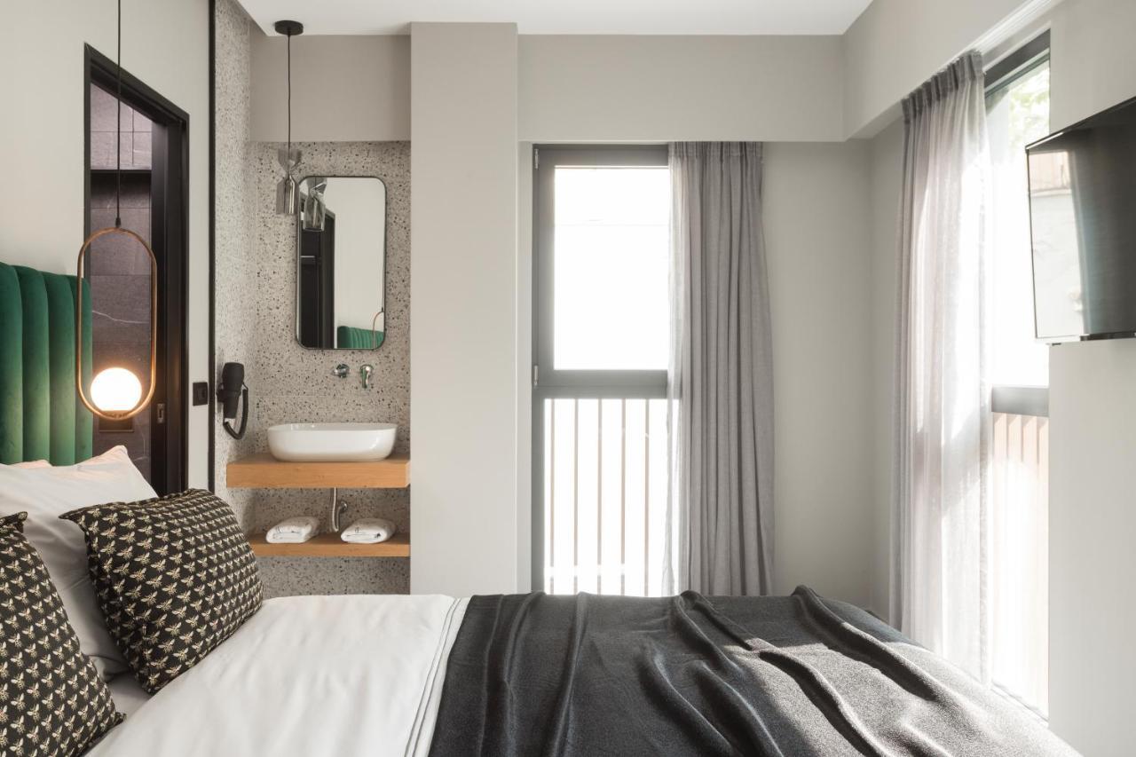 11 Enteka Acropolis Suites Atene Esterno foto