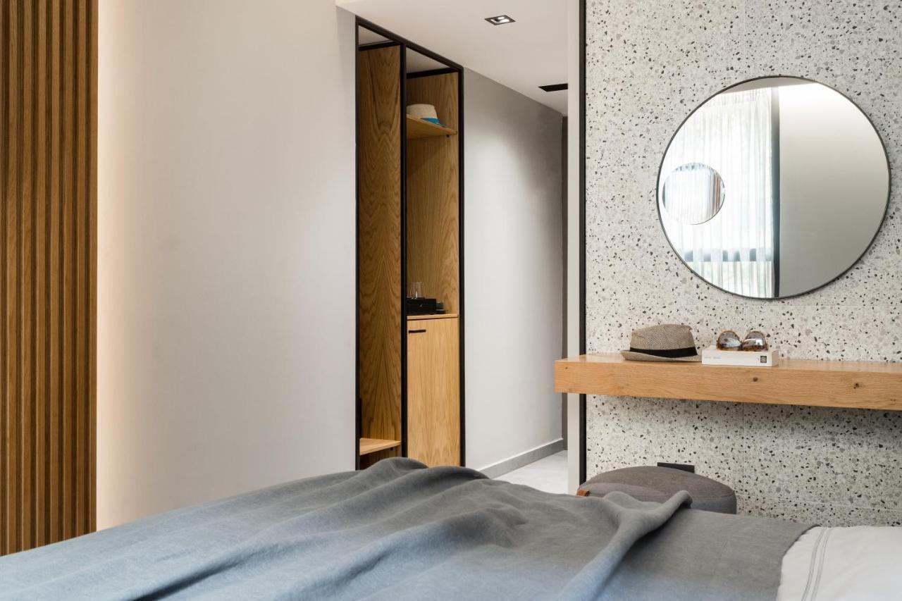 11 Enteka Acropolis Suites Atene Esterno foto
