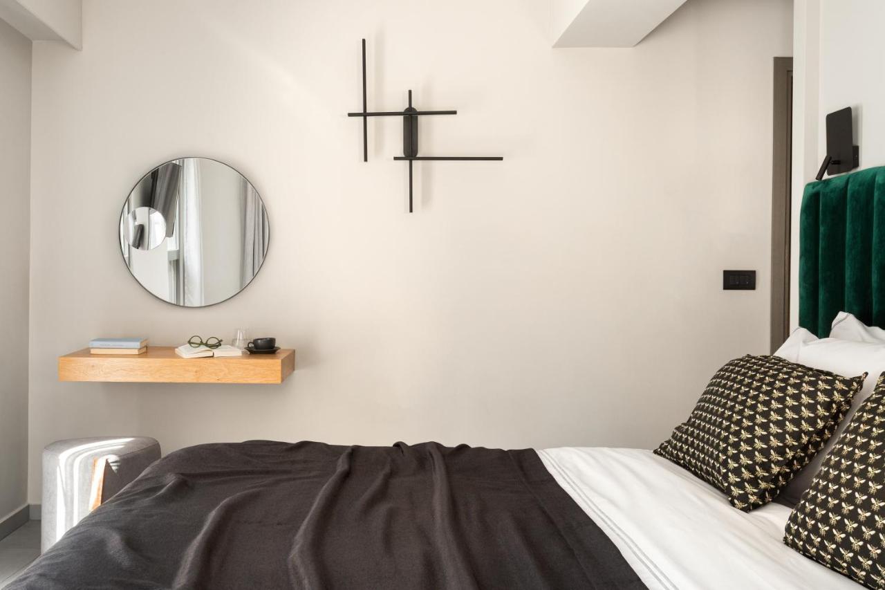 11 Enteka Acropolis Suites Atene Esterno foto