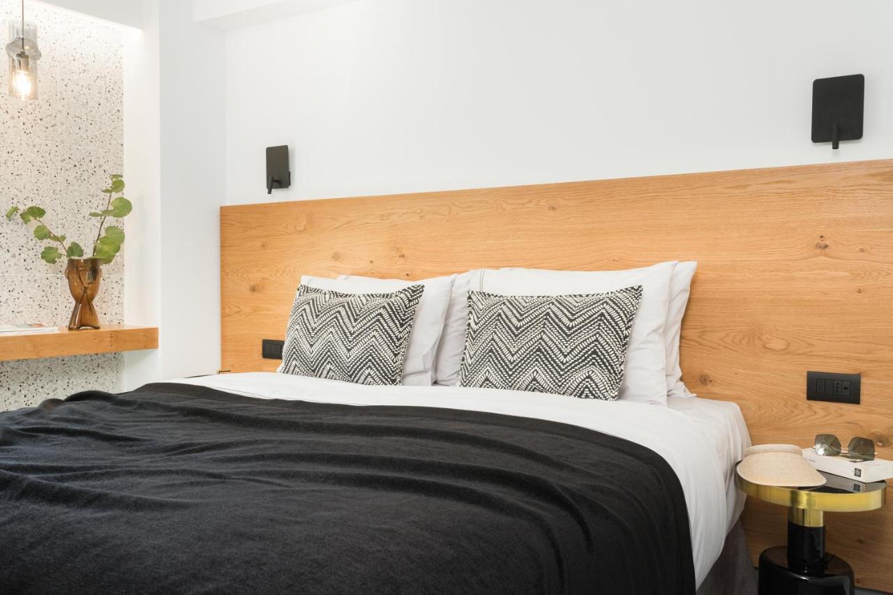 11 Enteka Acropolis Suites Atene Esterno foto