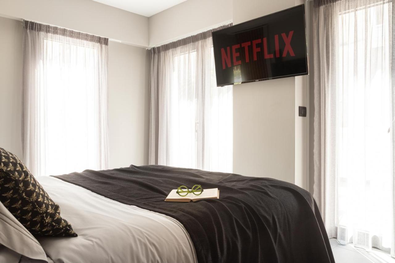 11 Enteka Acropolis Suites Atene Esterno foto
