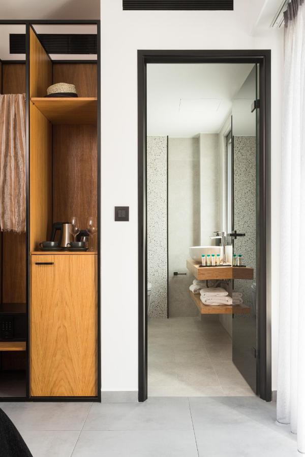 11 Enteka Acropolis Suites Atene Esterno foto