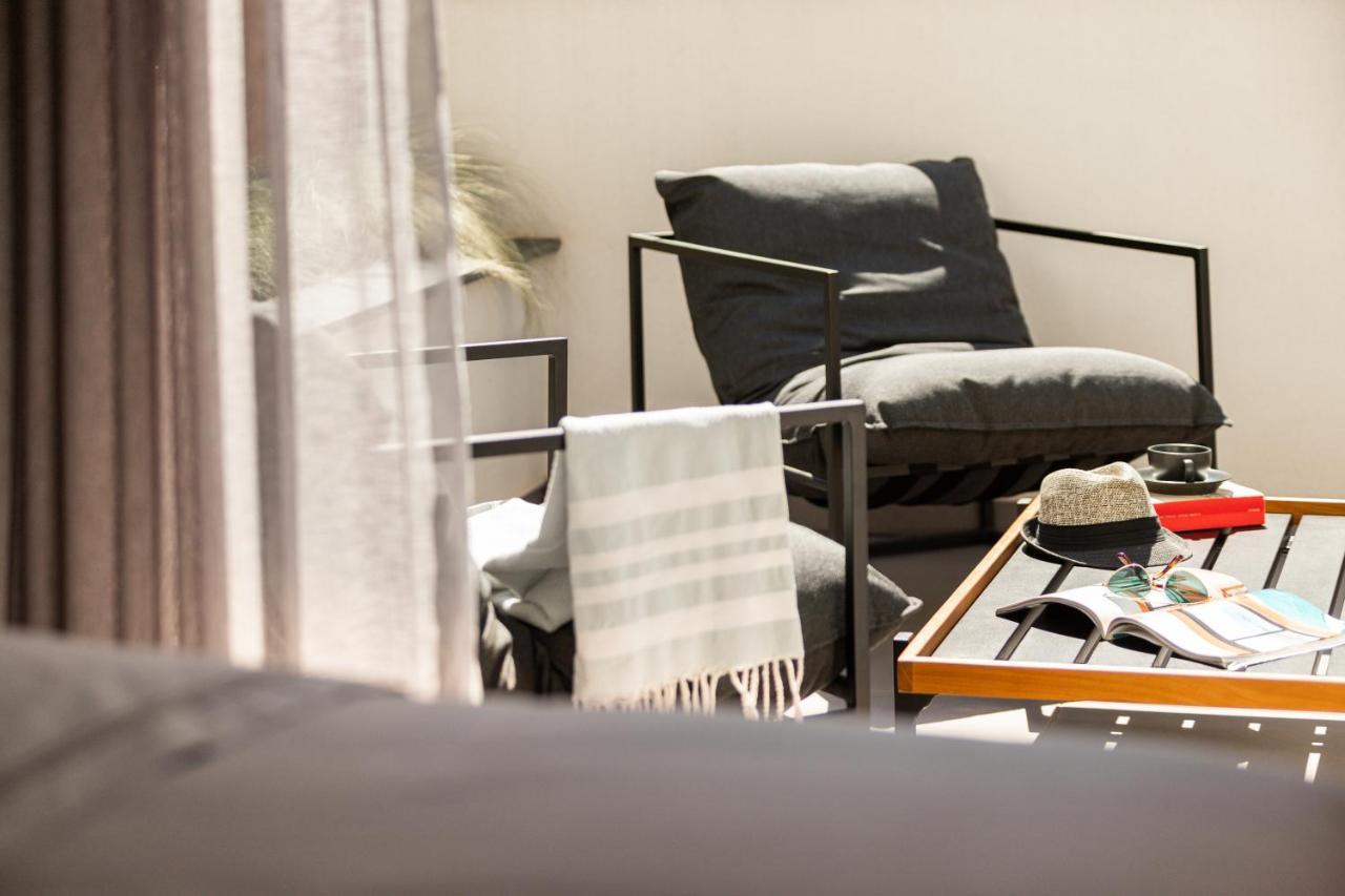 11 Enteka Acropolis Suites Atene Esterno foto