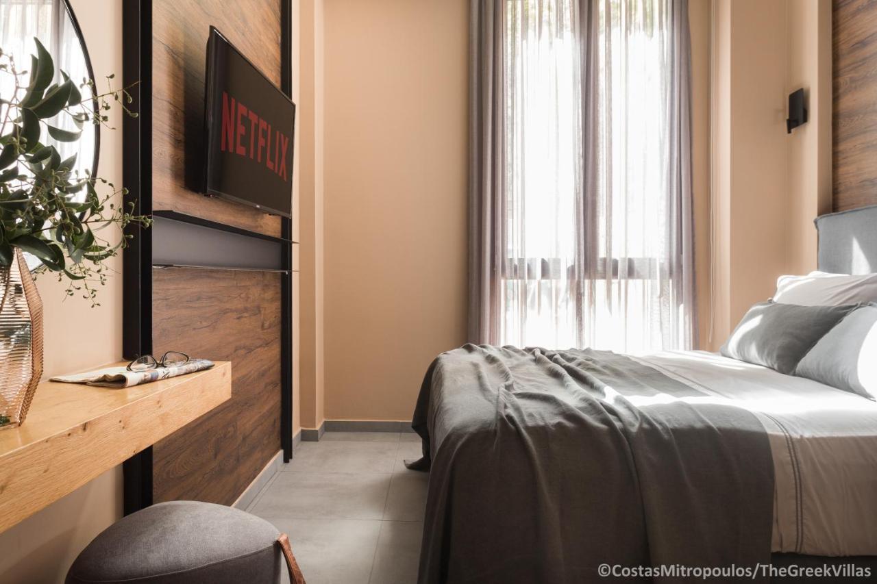 11 Enteka Acropolis Suites Atene Esterno foto